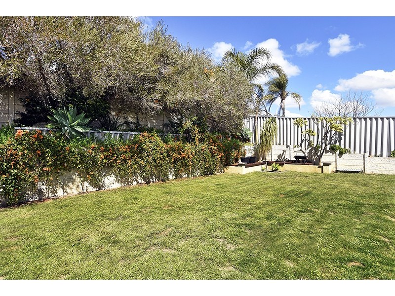 8 Nandup Retreat, Swan View WA 6056
