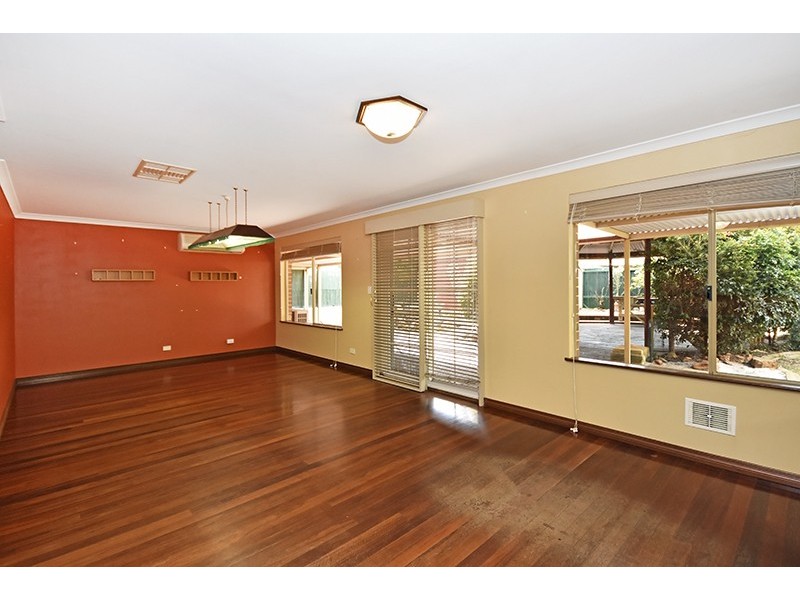 23 Woodlake Boulevard, Ellenbrook WA 6069