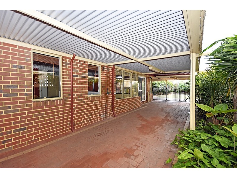 23 Woodlake Boulevard, Ellenbrook WA 6069