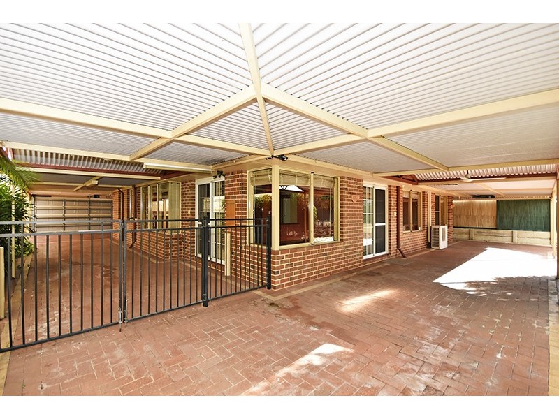 23 Woodlake Boulevard, Ellenbrook WA 6069