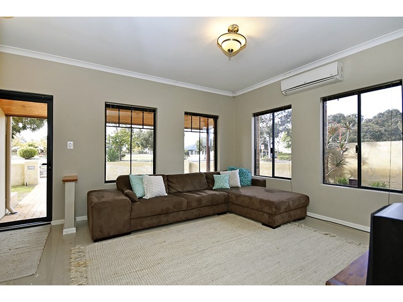 47 Coolamon Boulevard, Ellenbrook WA 6069