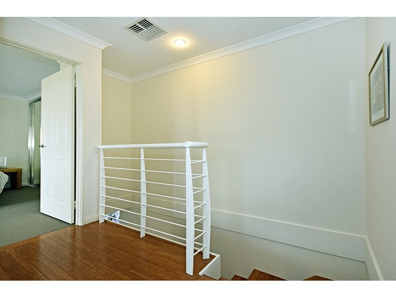 9 Harman Place, Aveley WA 6069