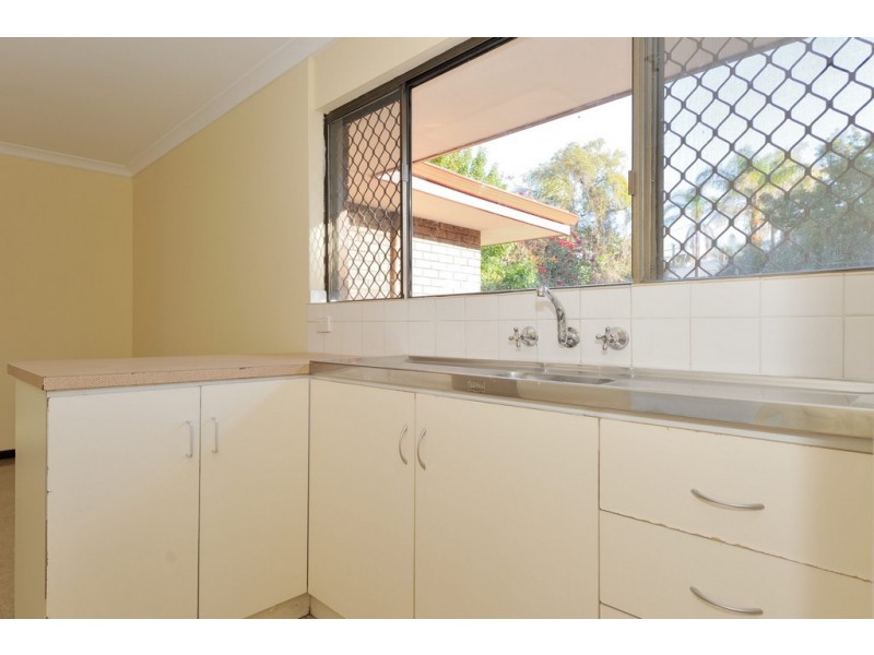 5 Redgum Avenue, Bellevue WA 6056