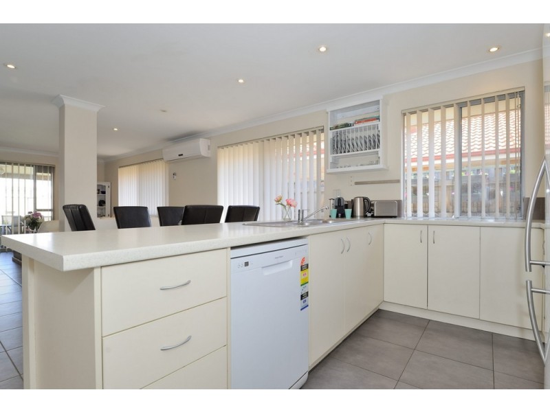 20 Weyba Turn, Ellenbrook WA 6069