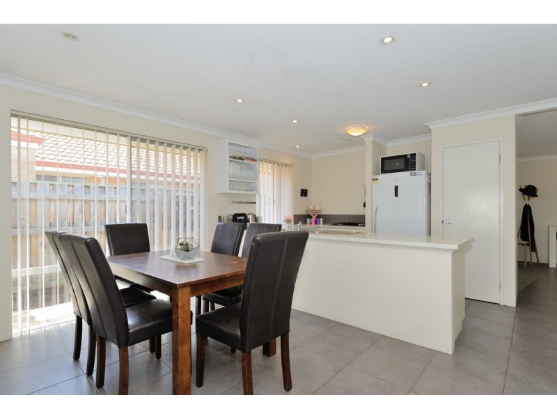 20 Weyba Turn, Ellenbrook WA 6069