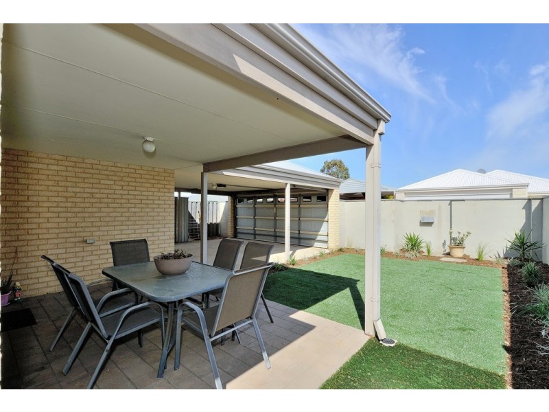 20 Weyba Turn, Ellenbrook WA 6069