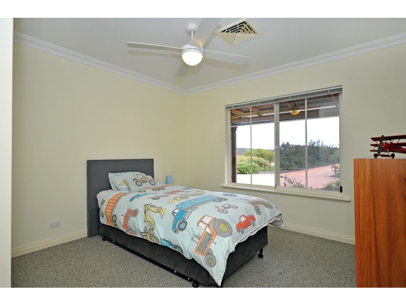 97 Taittinger Grove, The Vines WA 6069