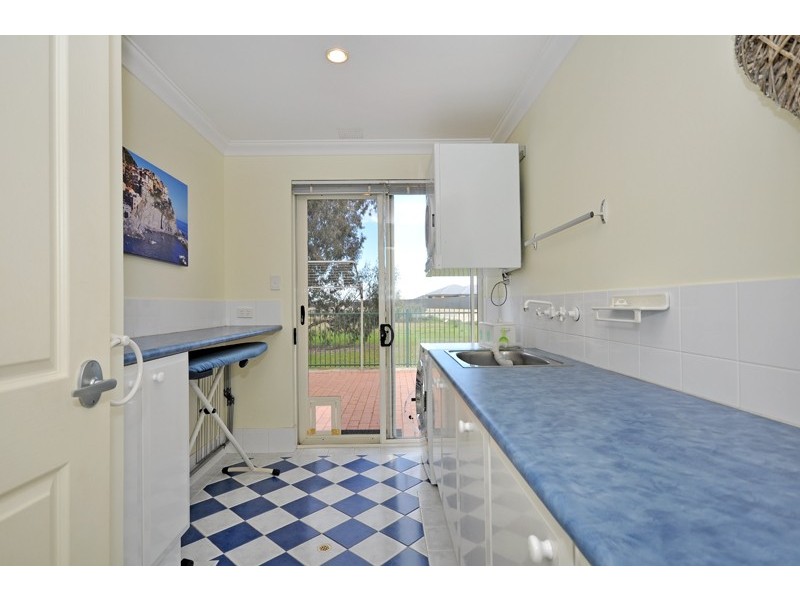 97 Taittinger Grove, The Vines WA 6069