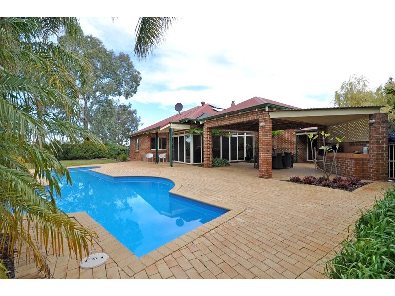 97 Taittinger Grove, The Vines WA 6069