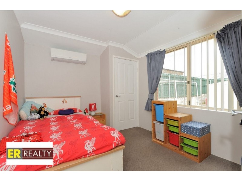 4 Carinta Court, Ellenbrook WA 6069