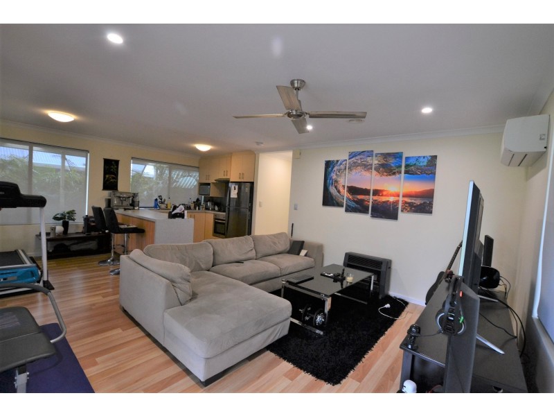 1/23 Rocklea Crescent, Ellenbrook WA 6069