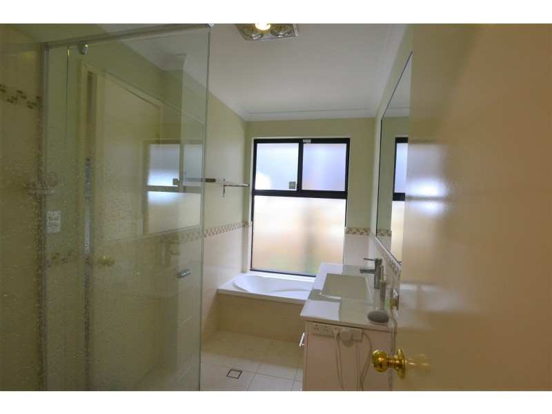 1/23 Rocklea Crescent, Ellenbrook WA 6069