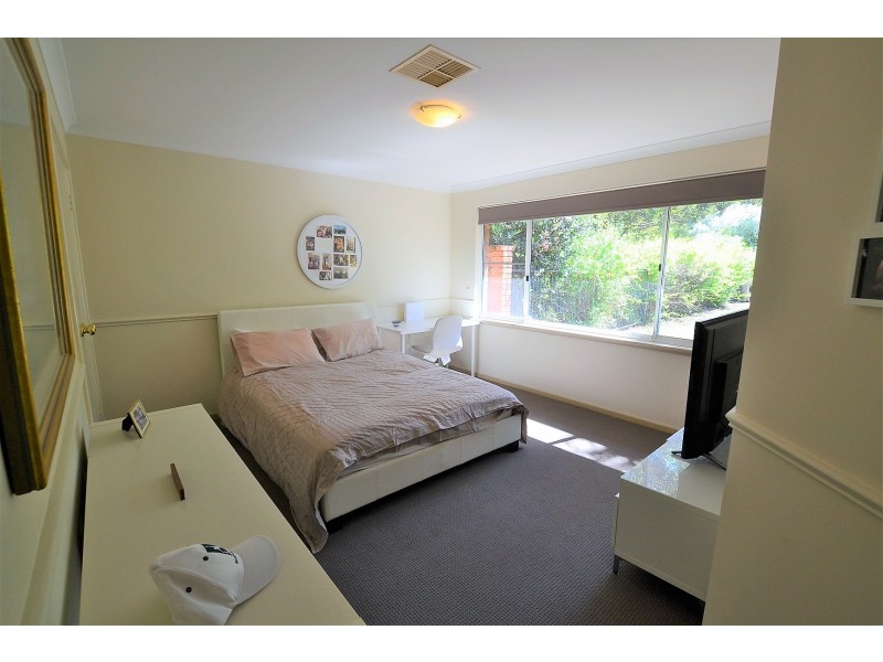 37 Santa Paula Lane, The Vines WA 6069