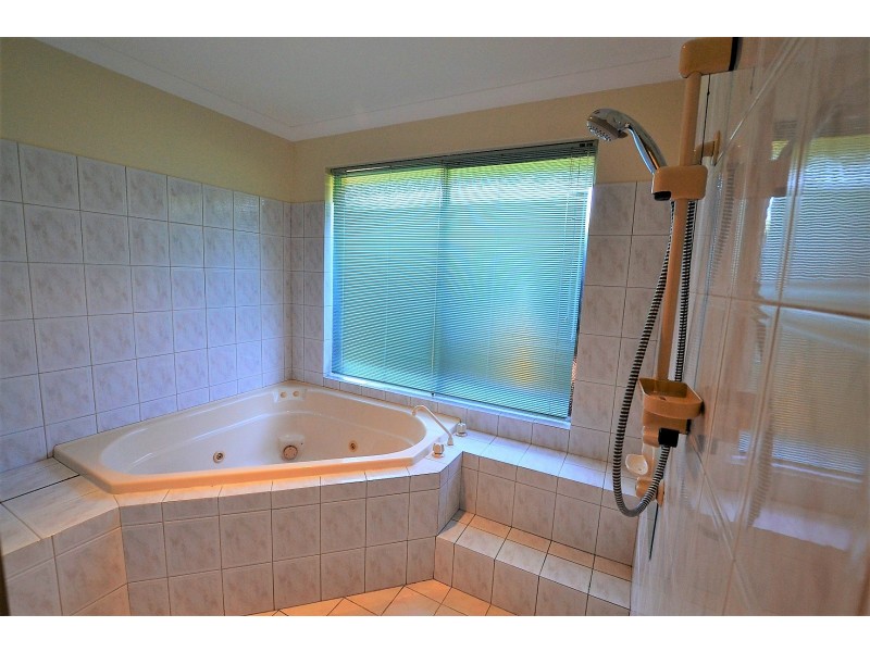 37 Santa Paula Lane, The Vines WA 6069