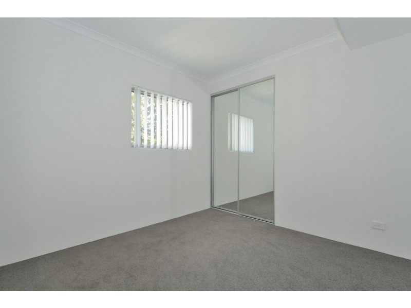 1/10 Stanley Street, Belmont WA 6104