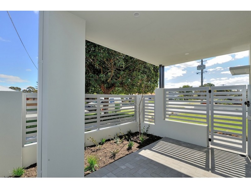 1/10 Stanley Street, Belmont WA 6104