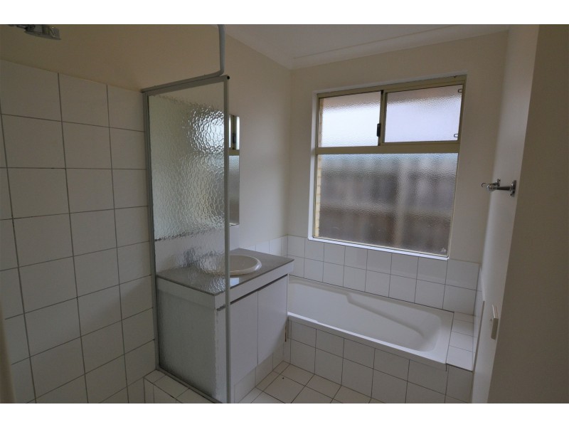 37 Thundelarra Avenue, Ellenbrook WA 6069