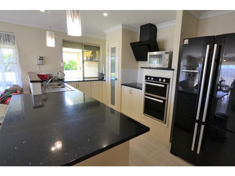 9450 West Swan Road, Henley Brook WA 6055