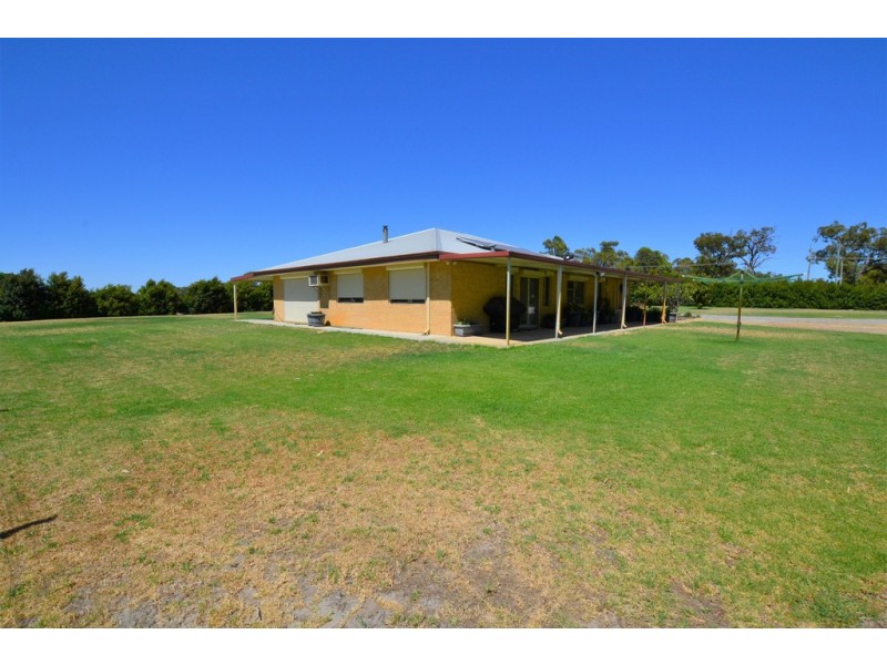9450 West Swan Road, Henley Brook WA 6055