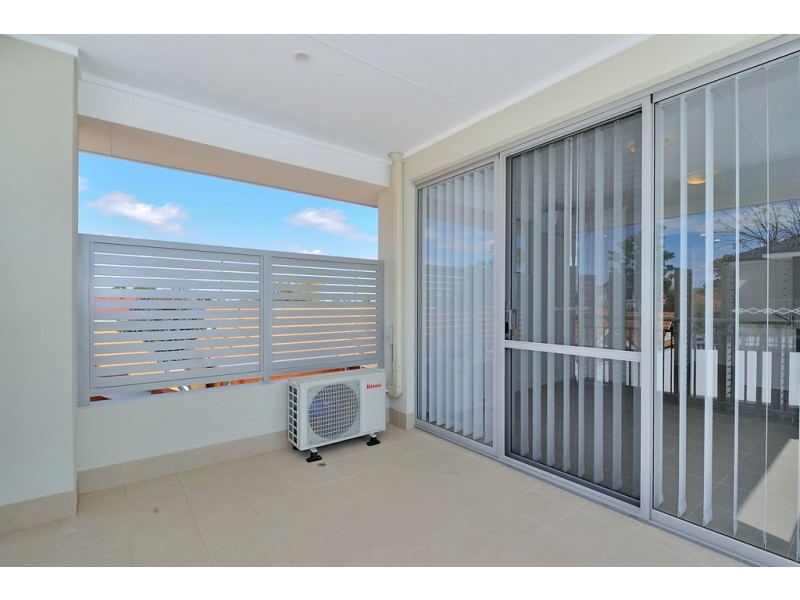 3/10 Stanley Street, Belmont WA 6104