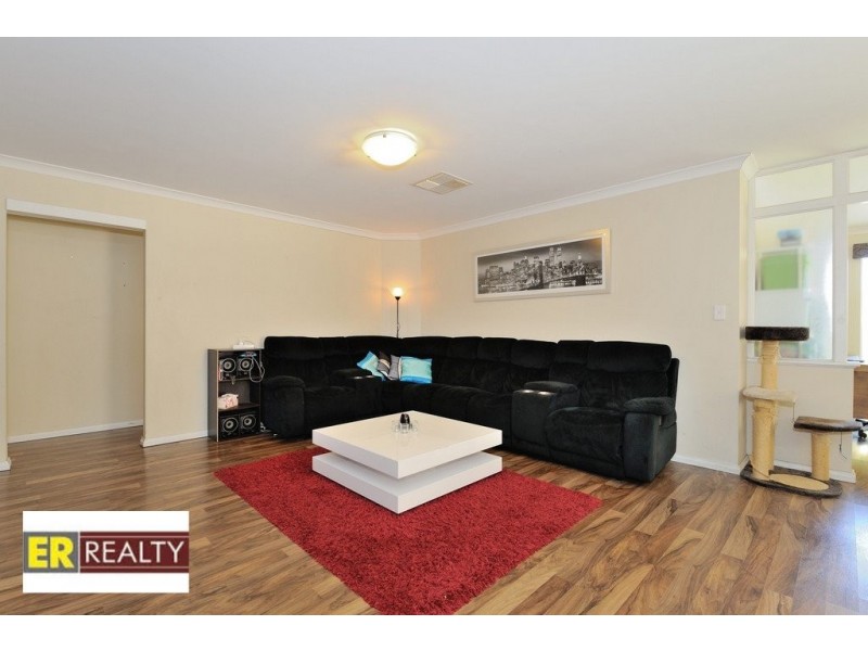 33 Rosewood Heights, Ellenbrook WA 6069