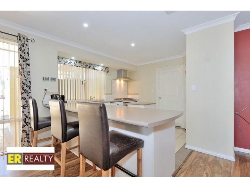 33 Rosewood Heights, Ellenbrook WA 6069