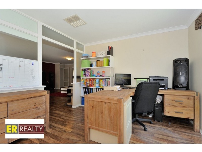 33 Rosewood Heights, Ellenbrook WA 6069