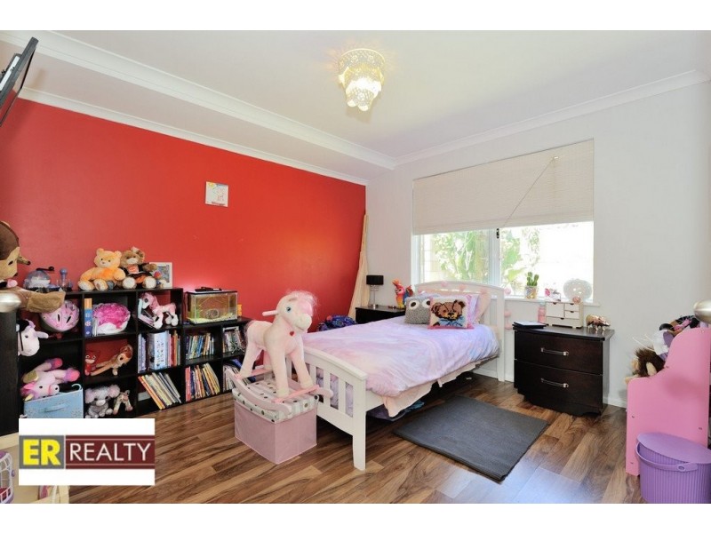 33 Rosewood Heights, Ellenbrook WA 6069