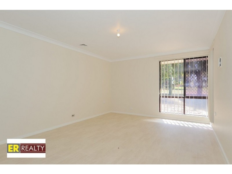 4B Nodding Gardens, Mirrabooka WA 6061