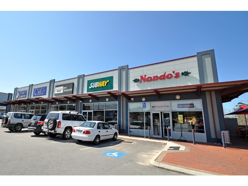 1/10 Dulegal Way, Aveley WA 6069