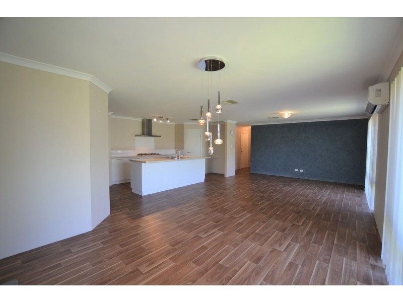 10 Letterkenny Road, Bullsbrook WA 6084