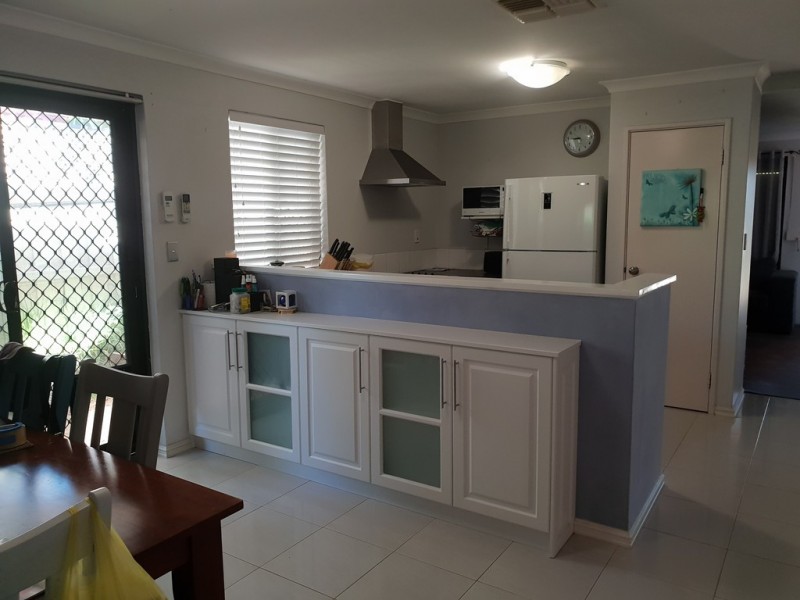 10 Toulon Lane, Ellenbrook WA 6069