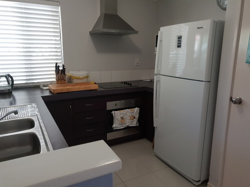 10 Toulon Lane, Ellenbrook WA 6069