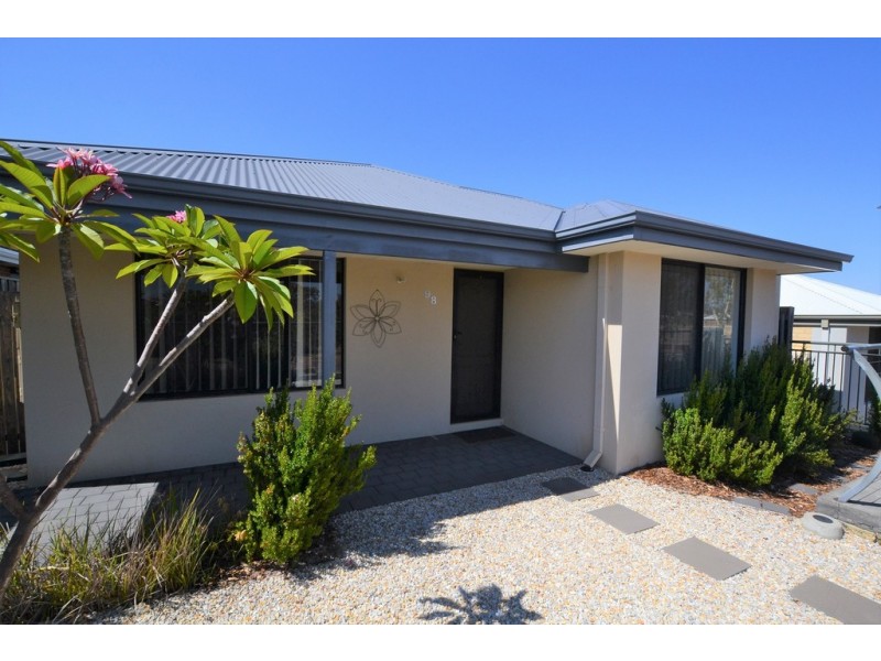 98 Elmridge Parkway, Ellenbrook WA 6069