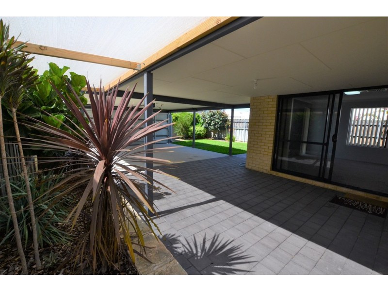 98 Elmridge Parkway, Ellenbrook WA 6069