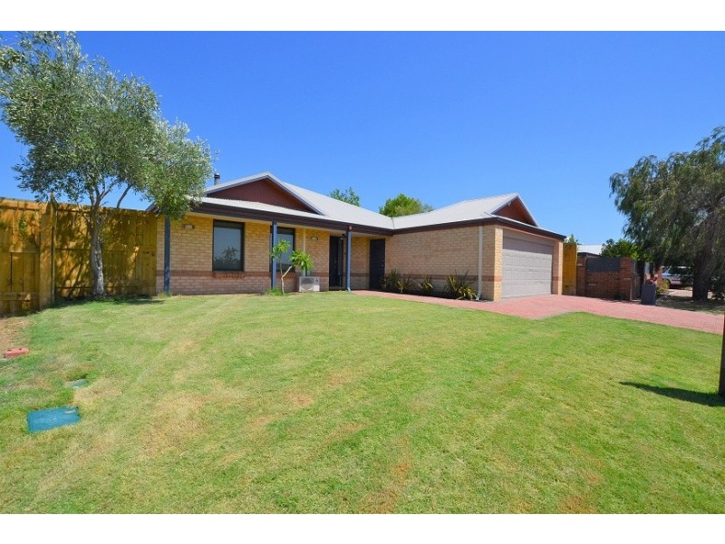 23 Pinegrove Drive, Ellenbrook WA 6069