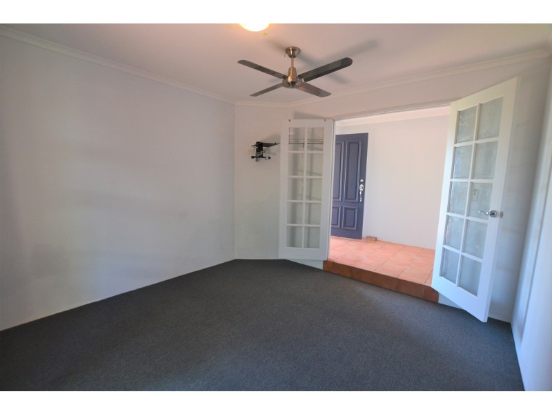 23 Pinegrove Drive, Ellenbrook WA 6069