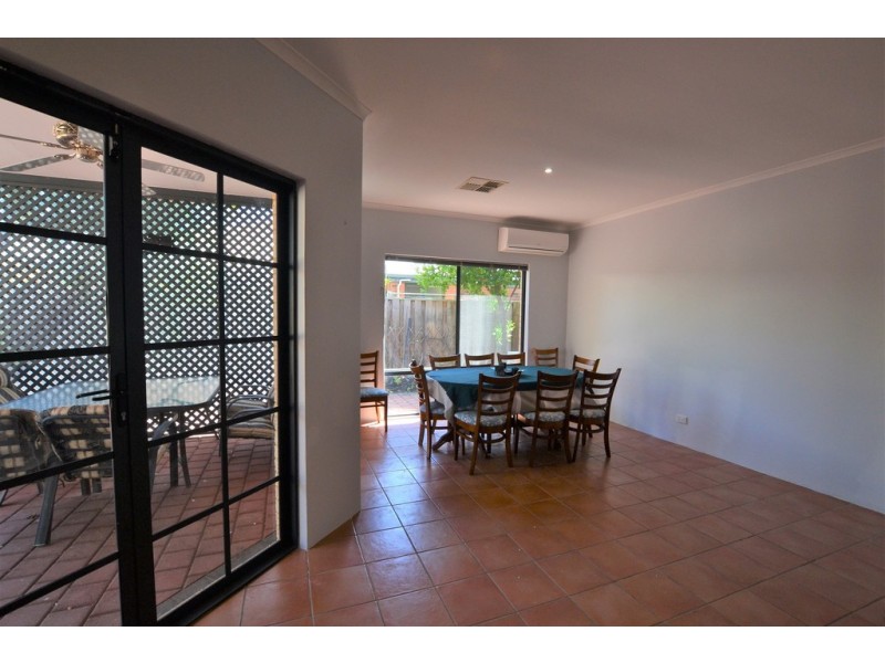 23 Pinegrove Drive, Ellenbrook WA 6069