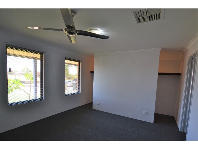 23 Pinegrove Drive, Ellenbrook WA 6069