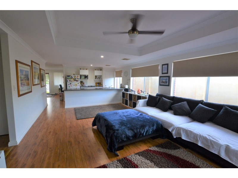 20 Sharman Vista, Ellenbrook WA 6069