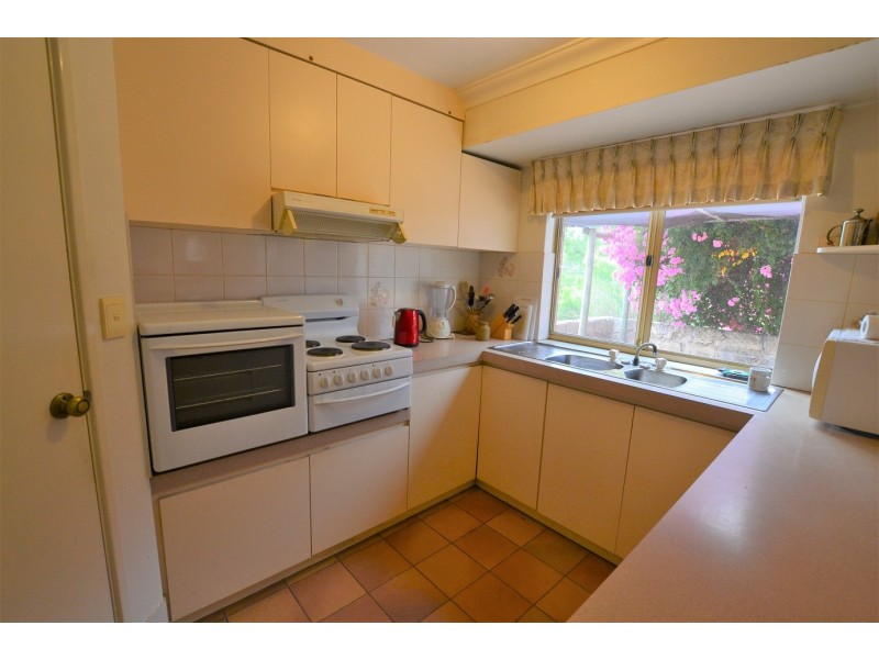 102 Barrett Street, Herne Hill WA 6056