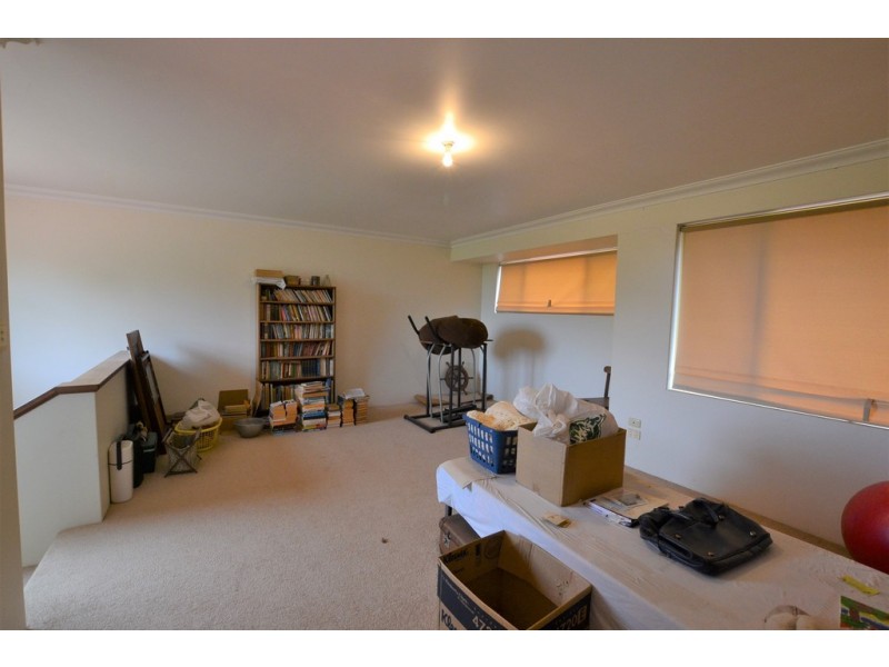 102 Barrett Street, Herne Hill WA 6056