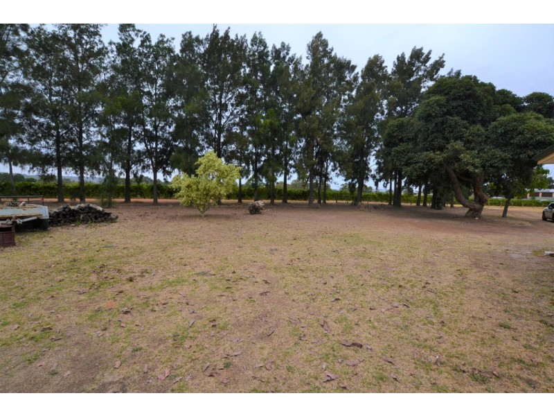 102 Barrett Street, Herne Hill WA 6056