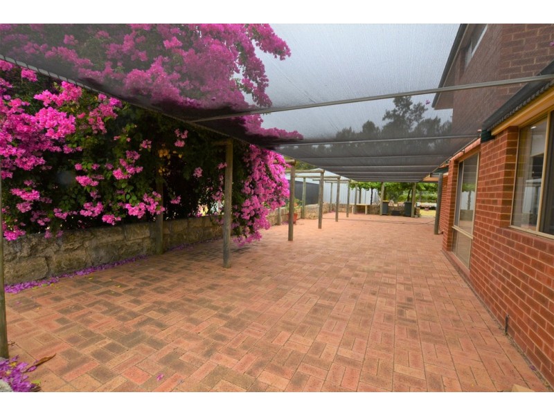 102 Barrett Street, Herne Hill WA 6056