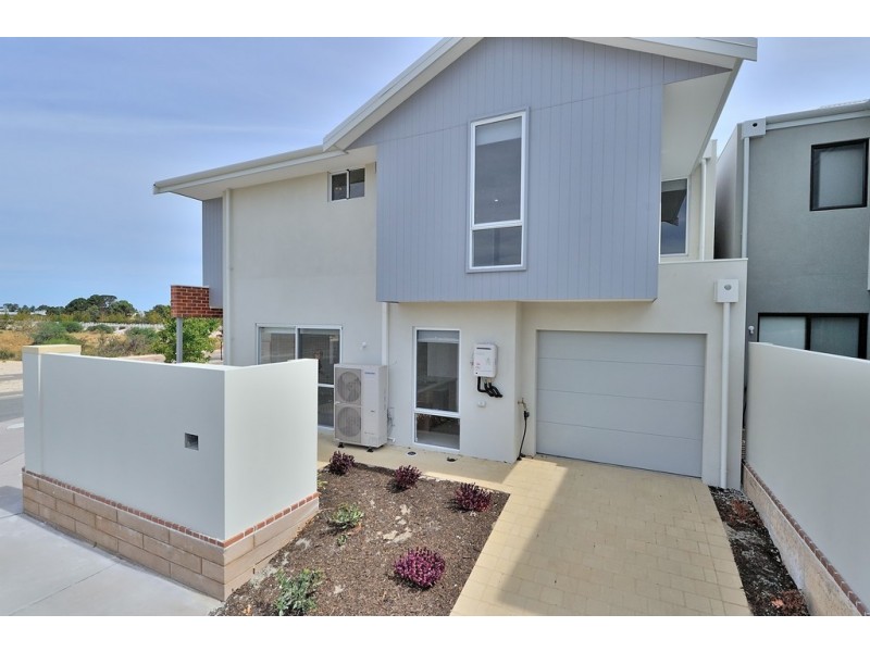 81 Ellen Stirling Parade, Ellenbrook WA 6069