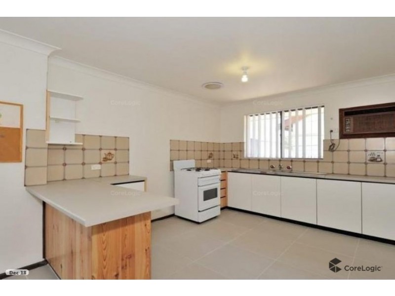 13 Beaconsfield Avenue, Midvale WA 6056