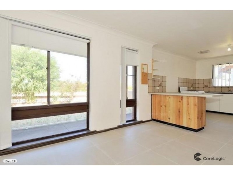 13 Beaconsfield Avenue, Midvale WA 6056