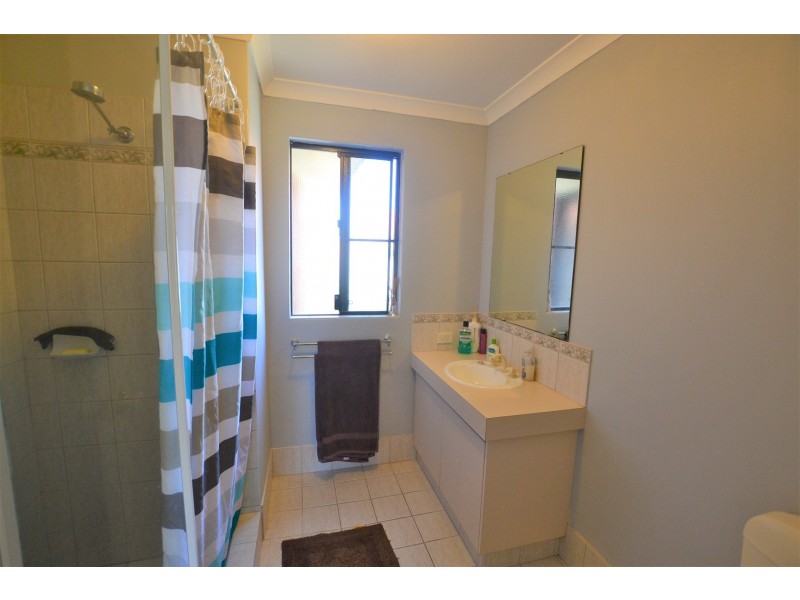 2 Siena Lane, Ellenbrook WA 6069