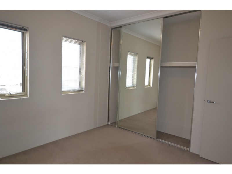 21/53 The Parkway, Ellenbrook WA 6069