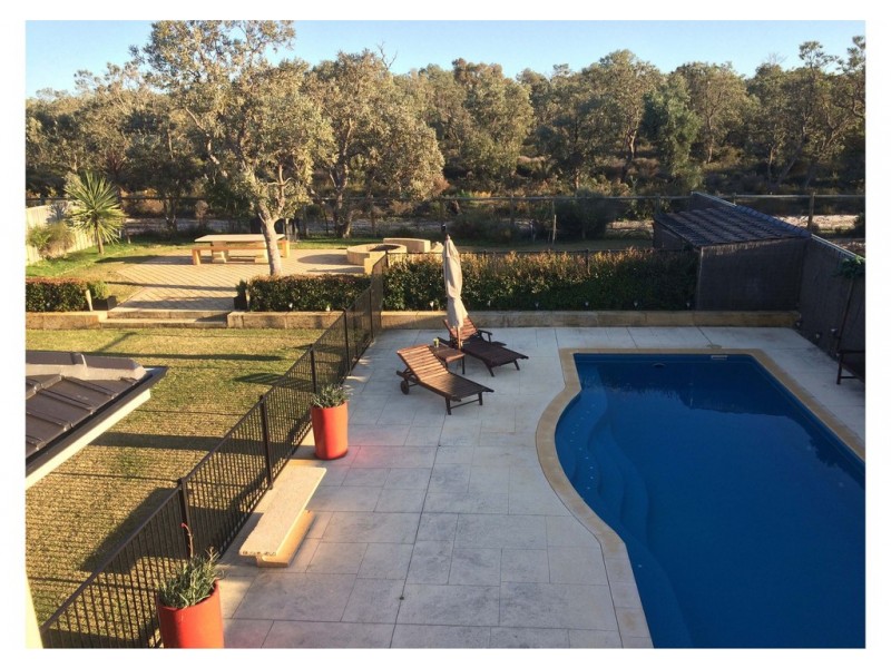 12 Fewson Turn, Ellenbrook WA 6069